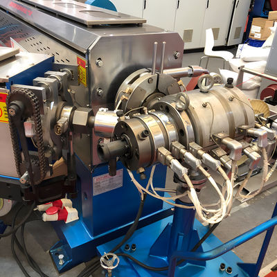 Good price Extruders for electric wire insulation, sheathing and skinning with single, double or triple extrusion layers online